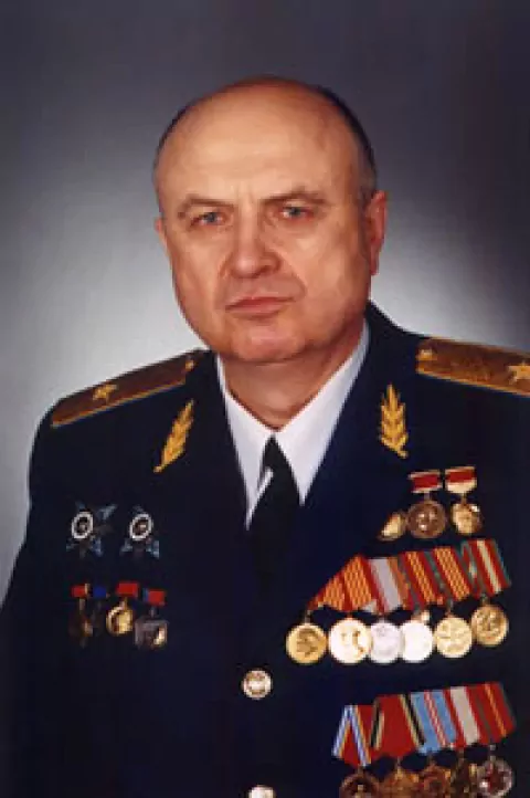 Константин Петров — Советский и российский военный деятель, российский общественный и политический деятель.