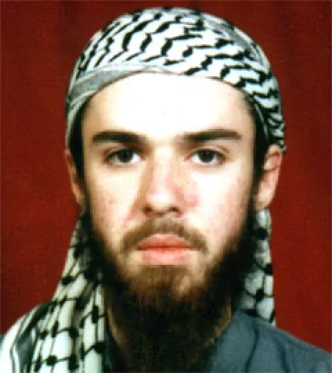 Джон Уокер Линд — Американский гражданин, пособник террористов