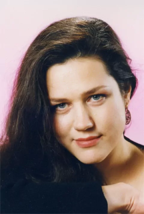 Екатерина Попова — Оперная певица сопрано, солистка Мариинского театра.
