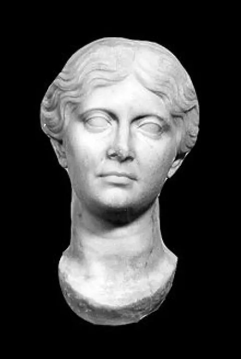 Юлия Младшая — Внучка императора Октавиана Августа.