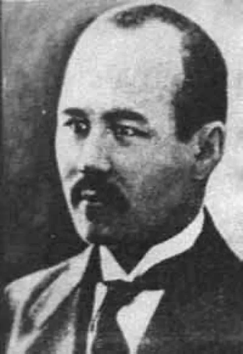 Мустафа Чокаев