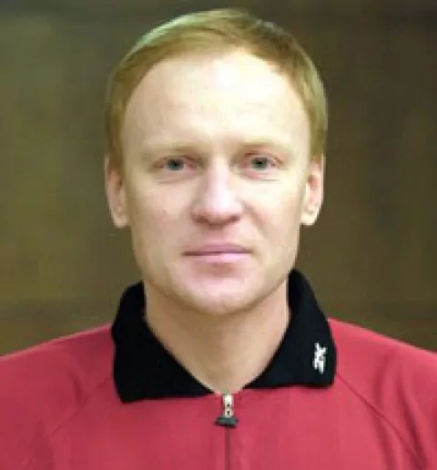 Игорь Ищенко — украинский футбольный арбитр категории ФИФА