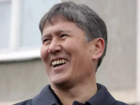 Алмаз Атамбаев — Президент Киргизии