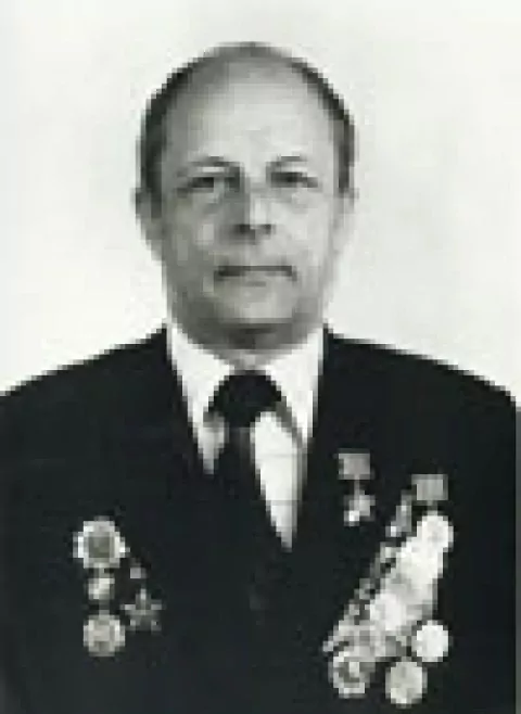 Андрей Игнатьев — Герой Советского Союза, Заслуженный работник культуры
