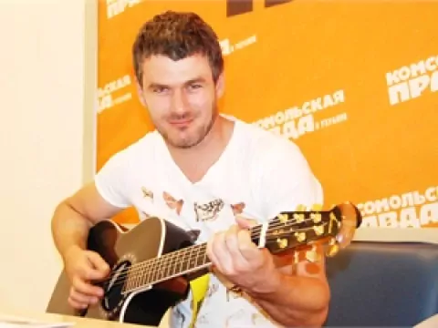 Арсен Мирзоян — Украинский поп певец