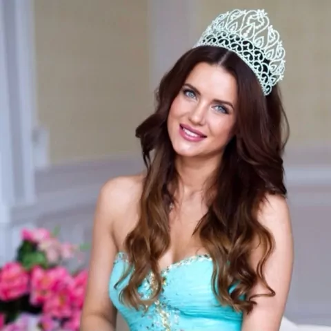 Юлия Ионина — Победительница конкурса красоты Queen Beauty World 2014