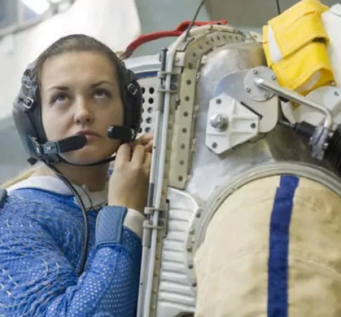 Елена Серова — Российский космонавт