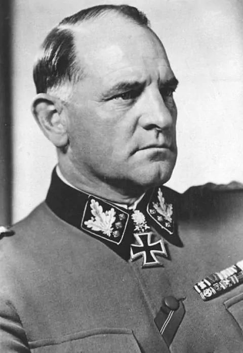 Йозеф Дитрих — Немецкий военачальник времён Третьего рейха, оберстгруппенфюрер СС и генерал-полковник танковых...