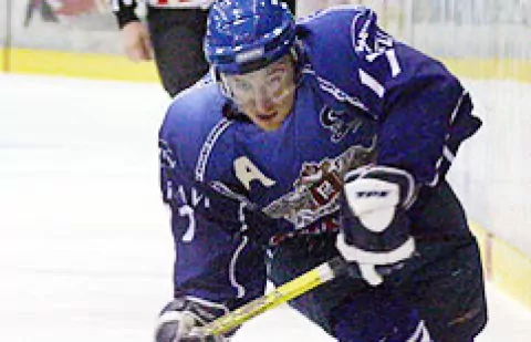 Александр Харитонов — хоккеист