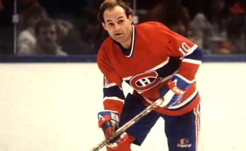 Ги Лефлер — Канадский хоккеист, правый крайний нападающий