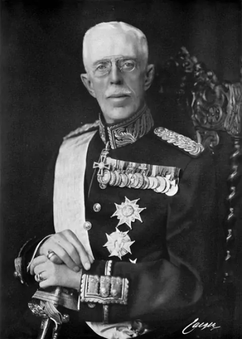 Густав V — Король Швеции с 8 декабря 1907 до  29 октября 1950...