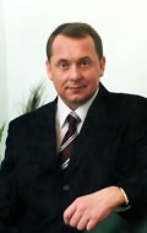 Арнольд Спиваковский — Директор гостиниц.