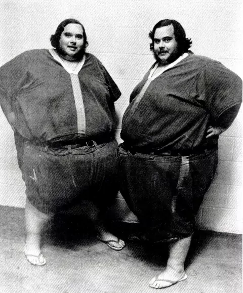 Братья-близнецы МакГуайр — Самые тяжелые братья-близнецы в мире