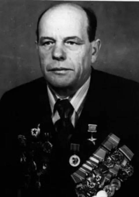 Александр Николаев — Герой Советского Союза
