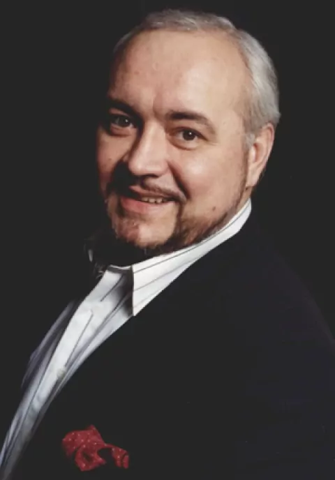 Алексей Стеблянко — Оперный певец тенор, солист Мариинского театра.
